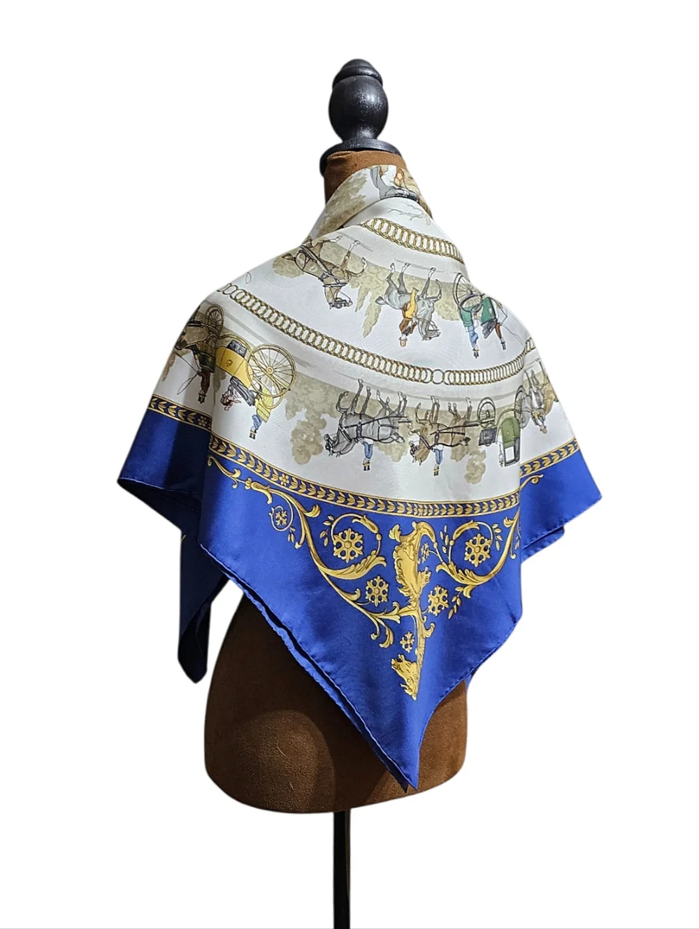 HERMES SCARF - Picture 15 of 16